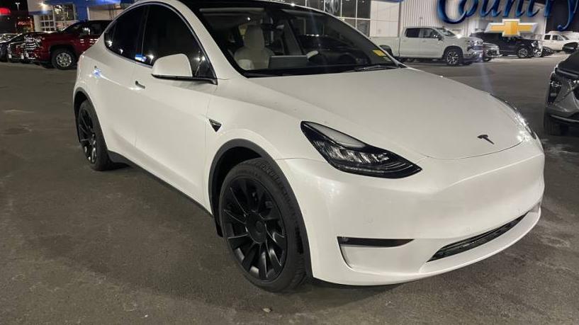 TESLA MODEL Y 2022 7SAYGDEE9NF445164 image